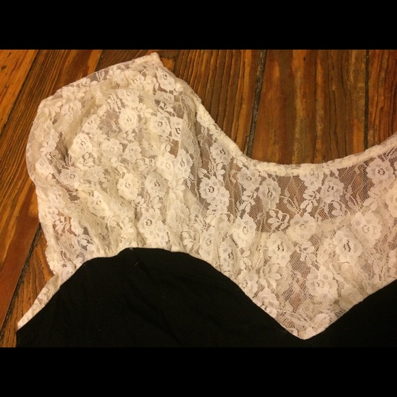 Topshop Lacy Little Black Dress - Picture 3 of 7